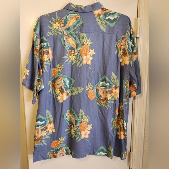 Tommy Bahama 100% Silk Shirt, L, Original Fit, Button Front - Picture 5 of 5